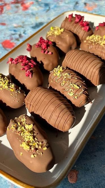 Соусы и специи: Сладкое украшение вашего Ифтара ✨​Друзья, в этот священный месяц — 4