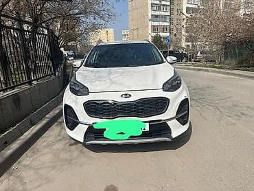 продаю авто внедорожник кроссовер: Белый компактный кроссовер с современным дизайном кузова — 2