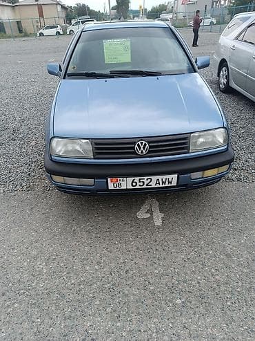 салон на гольф 2: Volkswagen Vento: 1993 г., 1.8 л, Механика, Бензин, Хэтчбэк — 10
