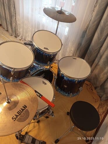 микрофон для озвучки видео купить: Акустическая ударная установка DDrum/DR (дизайн: синий флейм). Состав — 3