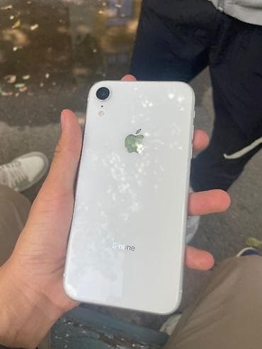 ipod touch: IPhone Xr, 128 ГБ, Белый, Чехол — 1