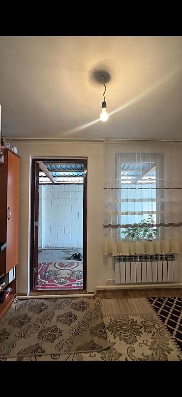 Дома: ‼️Срочно скупочная цена 📍В Ак-Ордо1 5соток 🏠Дом 100кв2 💧Комуникации — 7