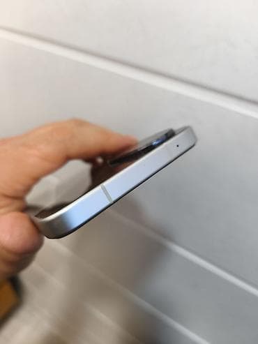 poco с40: Poco F7, Б/у, 512 ГБ, 2 SIM — 8