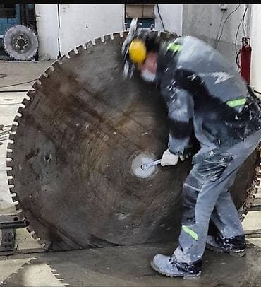 стенорез: Алмазная дисковая пила большого диаметра для резки бетона и — 1