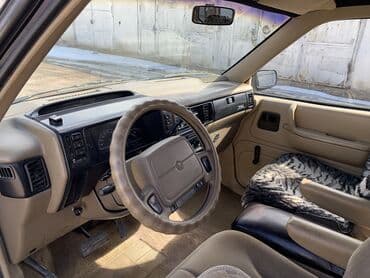 продаю в связи с переездом: Chrysler : 1993 г., 2.5 л, Автоматтык, Бензин — 8