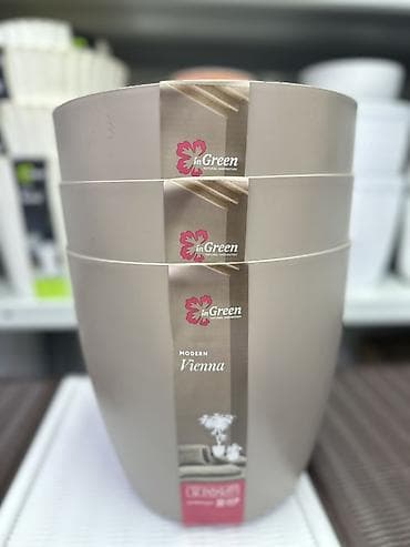 фикус каучуковый: Пластиковые кашпо и горшки для комнатных и уличных растений. - Формы — 10