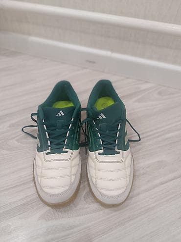 футзалки купить: Adidas indoor/футзальные кроссовки - Модель: Adidas (индор/футзал — 2