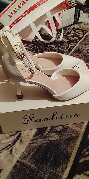 туфли для хай хилс: Белые женские туфли на каблуке-«рюмочке». - Модель: Satella — 2