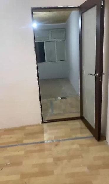 квартиры по дешевле: 100 м², 3 комнаты — 1