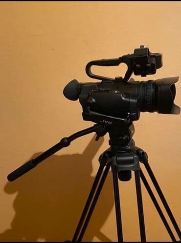 intax mini: Продаётся новая профессиональная камера JVC . Всё документы имеются — 2