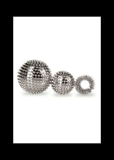 Набор массажёров Су-джок Метод Су Джок («кисть» и «стопа») – это at lalafo.kg Набор массажёров Су-джок Метод Су Джок («кисть» и «стопа») – это