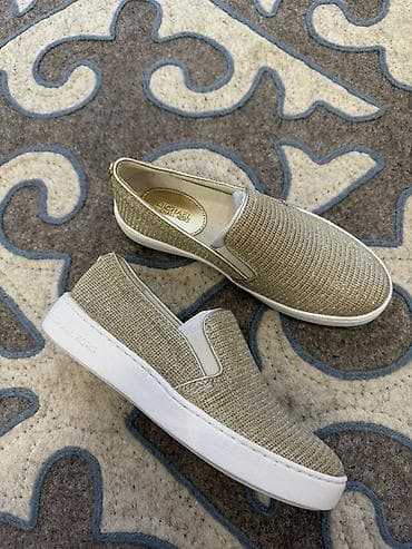 бордовые мужские мокасины: Лоферы, 36, Michael Kors, Новый, цвет - Золотой — 1