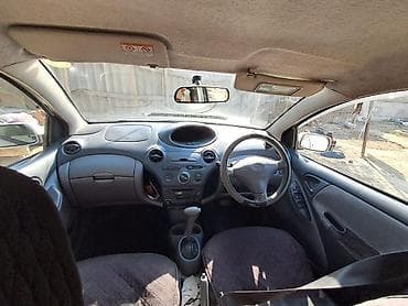 Унаа сатуу: Toyota Vitz: 2000 г., 1 л, Автомат, Бензин, Хетчбек — 3