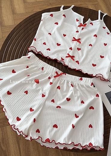 Жеке буюмдар: Пижама в наличии♥️🤍 Ткань дышащая, и не скатывается. Расцветки — 1