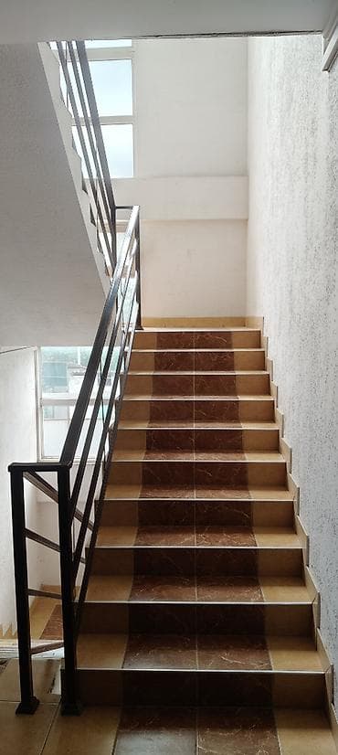 Продажа квартир: 1 комната, 28 м², Индивидуалка, 2 этаж, Косметический ремонт — 10