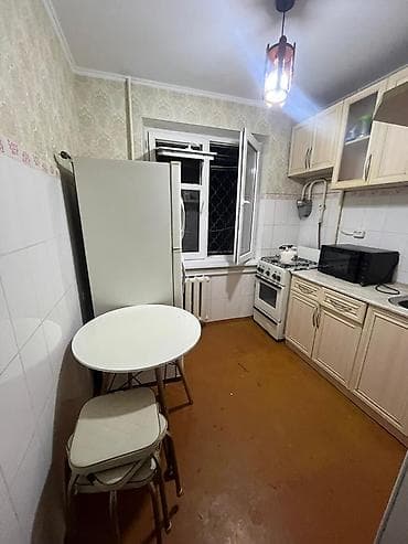 парковая: 3 комнаты, 8 мкр Агентство недвижимости, Парам без детей, от 6 месяцев, от 1 года, С мебелью полностью — 5