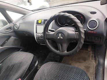 bmv e34: Mitsubishi Colt: 2004 г., 1.3 л, Автомат, Бензин, Хэтчбэк — 6