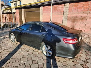 машина 06: Toyota Camry: 2011 г., Автомат, Бензин, Седан — 5