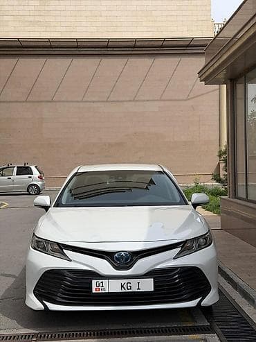 Toyota Camry: 2019 г., 2.5 л, Автомат, Гибрид, Седан — 1