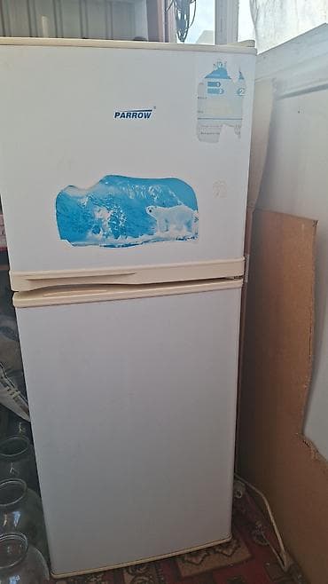 xiaomi mi mix 2: Двухкамерный холодильник Parrow белого цвета. Оснащен раздельными — 1