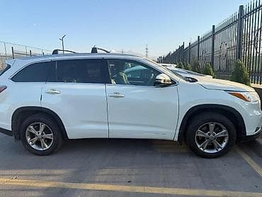 camry 2014: Toyota Highlander: 2016 г., 3.5 л, Автомат, Бензин, Кроссовер — 3