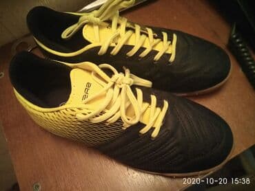 срочно продаю в связи с переездом: Кроссовки одели один раз оказалось малы, 34 размер — 2