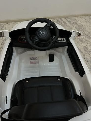 rant flex: Детский электромобиль Mercedes-Benz AMG, белый - Реалистичный кузов — 4