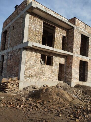 Үйдү ижарага алам: Үй, 200 кв. м, 4 бөлмө, Менчик ээси — 2