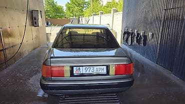 mini jack: Audi 100: 1991 г., 2 л, Механика, Бензин, Седан — 2