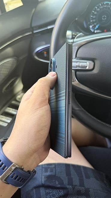 pit: Samsung Galaxy Z Fold 7 — 4