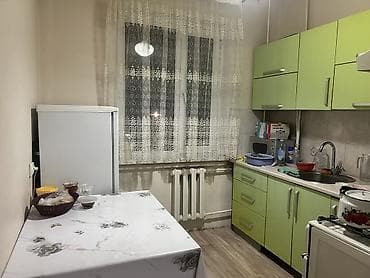 Батирлер: 2 бөлмө, Менчик ээси, Чогуу жашоосу жок, Толугу менен эмереги бар — 8