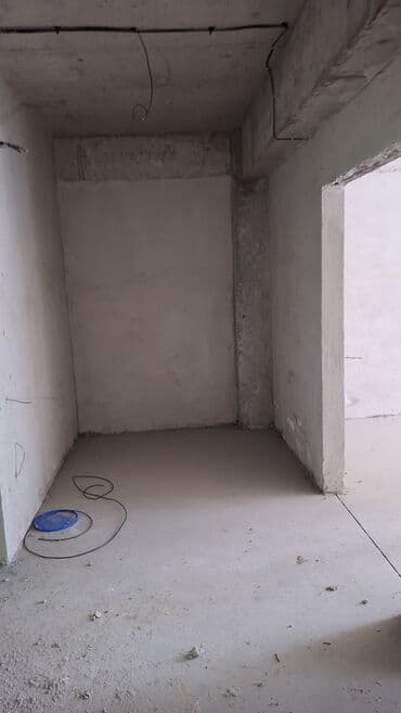 сдаю парикмахерская: 1 комната, 41 м², Элитка, 3 этаж, ПСО (под самоотделку) — 9