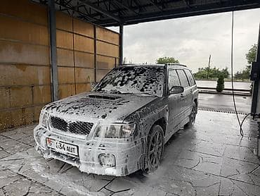 Унаа: Subaru Forester: 1997 г., Кол менен иштөөчү, Кроссовер — 2