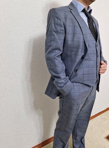 прокат мужских костюмов [возьми на прокат] бишкек фото: Продаю костюм,один выход.Турция размер 46-48 Брюки реставрировались на — 1