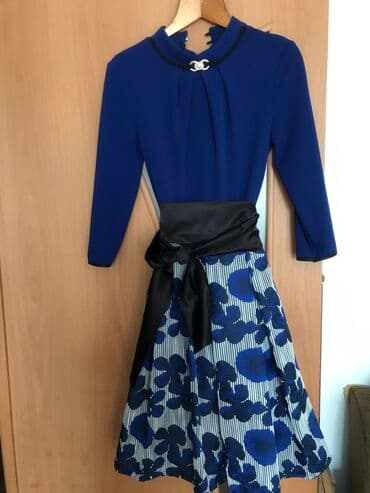 распродажа платьев больших размеров: Продаю платья. Размер 44-46. На первом фото платье, надевала 1 раз — 2