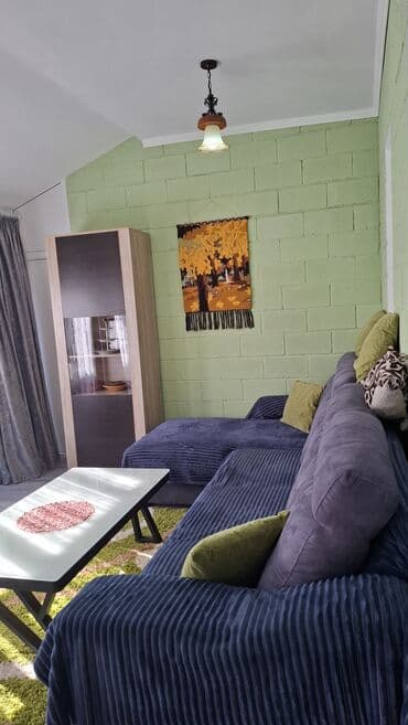 сдаю комнату каракол: Квартира, ЦО Карвен 4 сезона, Сары-Ой, Детская площадка, Парковка, стоянка, Охраняемая территория — 10