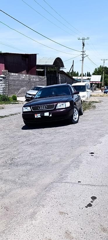 Audi A6: 1994 г., 2 л, Механика, Газ, Седан