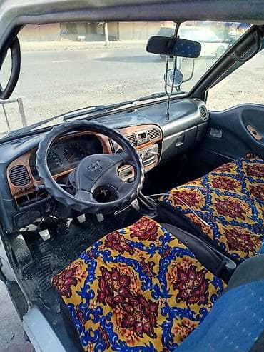 Продажа авто: Hyundai Porter: 2003 г., Механика, Дизель — 7