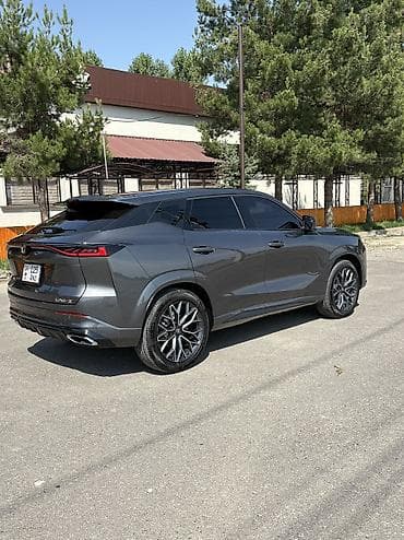 обмен машины на мотоцикл: Changan Uni-Z: 2025 г., 1.5 л, Робот — 4