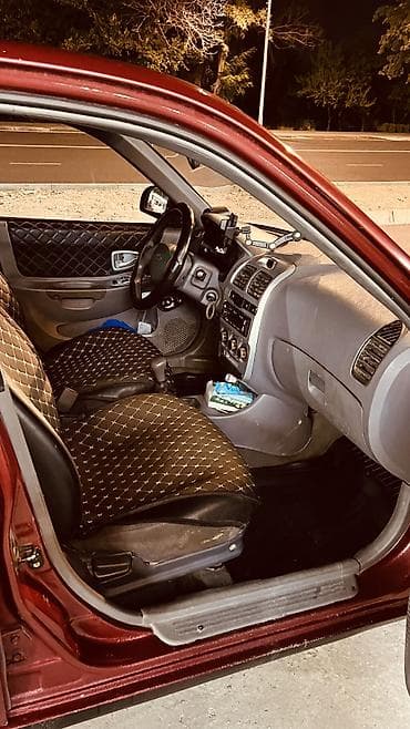 Транспорт: Hyundai Accent: 2006 г., 1.5 л, Механика, Бензин, Седан — 10