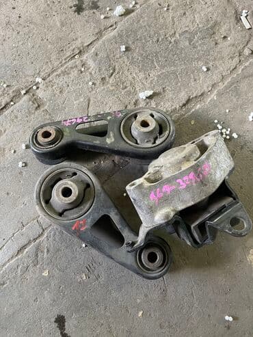 подушка двигатель: HNW20 #1 NZ-FXE
Подушка двигателя — 2