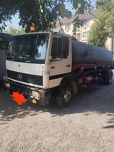 john dere: Ассенизатор, Mercedes-Benz — 1