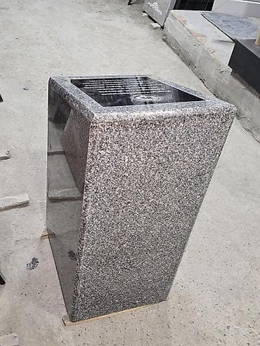 отделка контейнера: Гранитная тумба «Капсула времени» с верхней плитой под мемориальную — 4