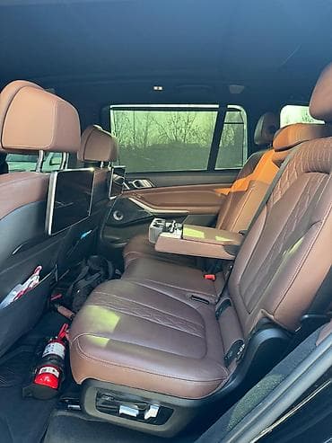 бугатти в кыргызстане: BMW X7: 2021 г., Бензин — 10