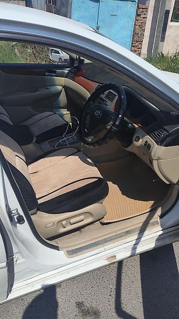 справа: Toyota Windom: 2004 г., 3 л, Автомат, Бензин, Седан — 2