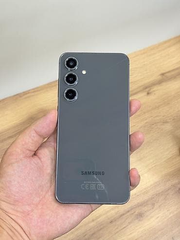 samsun: Samsung Galaxy S24 FE, Б/у, 128 ГБ, цвет - Серый, В рассрочку, 1 SIM, 2 SIM — 1