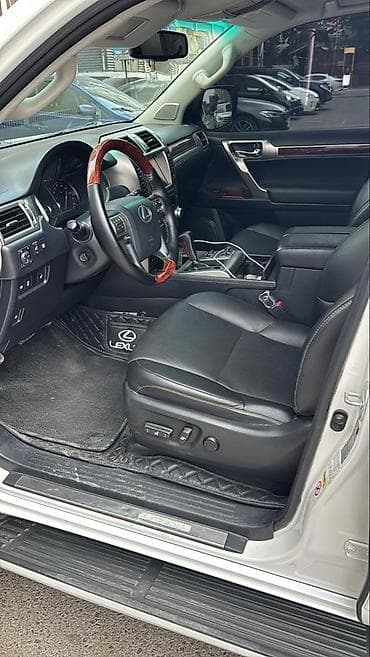 машинка б у: Lexus GX: 2011 г., Бензин — 7