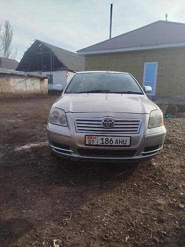 Toyota Avensis: 2003 г., 2 л, Автомат, Седан