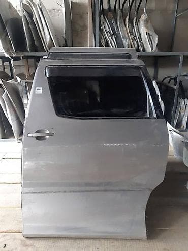 Дверь Toyota Alphard ANH10 2AZ-FE 2004 задн. лев. в сборе