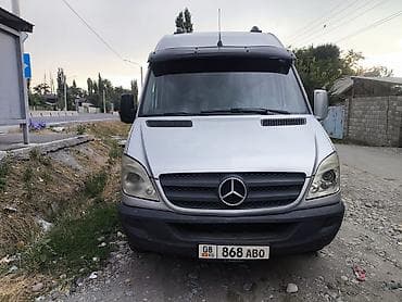 Унаа: Mercedes-Benz Sprinter (длинная база, высокий крыша), серебристый. - — 1